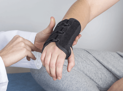 When Should You Use a Wrist Splint for Pain Relief?