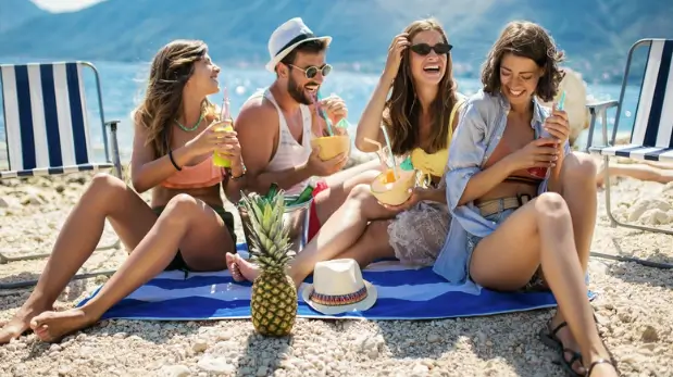 How to Keep Your Valuables Safe at the Beach This Summer