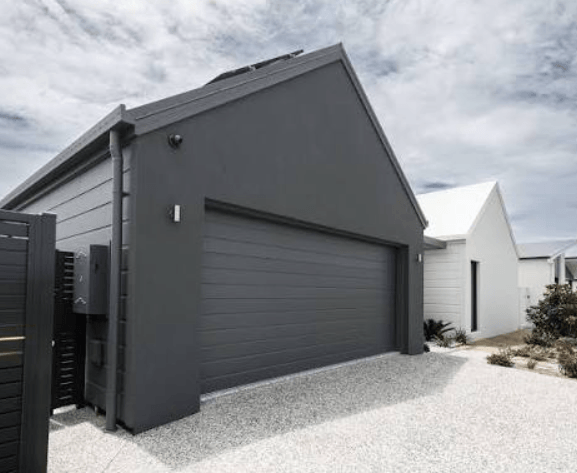 How to Choose the Best New Garage Door for Your Home