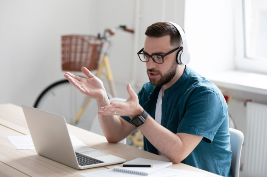 What Users Really Say About Simple Communication Tools
